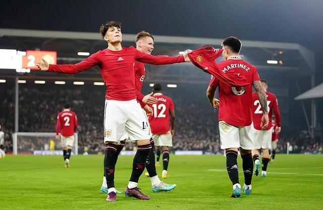 建議， 利物浦重磅簽約在即，中衛(wèi)新援格伊與萊奧尼聯(lián)手加盟？