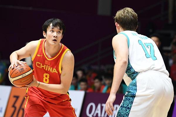 廣東男籃中鋒徐昕申請交易，賽場爭議背后隱現(xiàn)離隊(duì)風(fēng)波