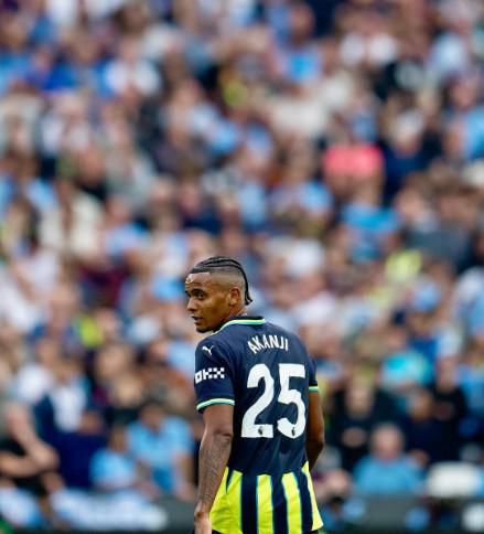 塞爾吉尼奧達(dá)成中國(guó)頂級(jí)聯(lián)賽百場(chǎng)里程碑，跨越榮耀，續(xù)寫(xiě)傳奇