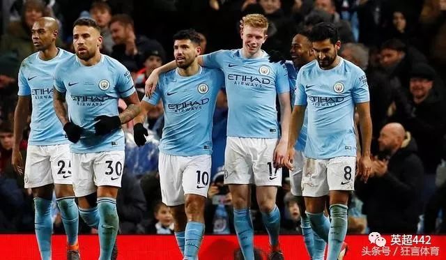 羅馬諾爆料，曼城愿意出售阿坎吉，加拉塔薩雷代表赴英國談判