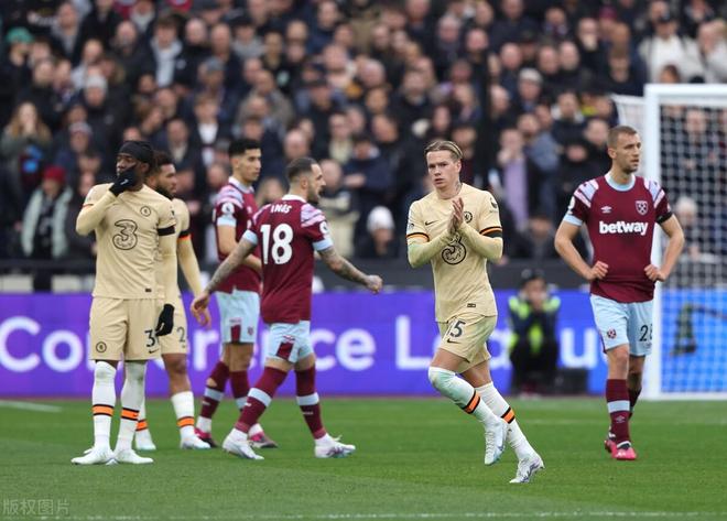 穆德里克與舍甫琴科親臨現(xiàn)場(chǎng)，共賞阿森納與礦工之戰(zhàn)