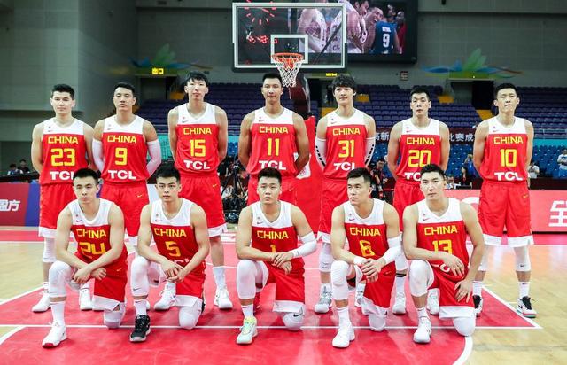 比終點(diǎn)更亮的是始終同頻的足跡——中國國家隊(duì)官博為中國男籃加油