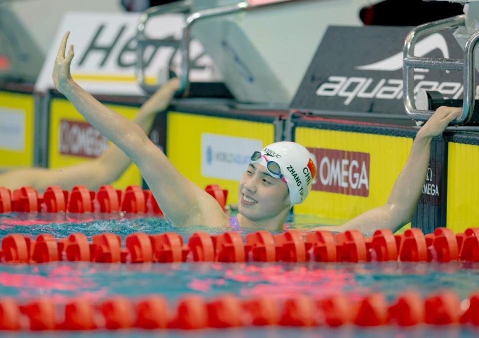 覃海洋勇奪游泳世界杯男子200米蛙泳金牌，NBA動(dòng)態(tài)亦成見證者