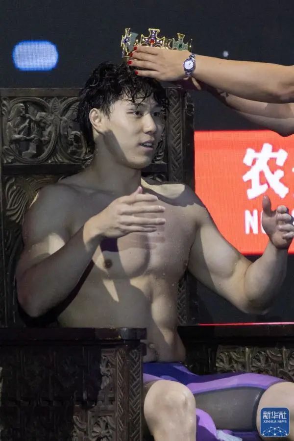 覃海洋勇奪游泳世界杯男子200米蛙泳金牌，NBA動(dòng)態(tài)亦成見證者