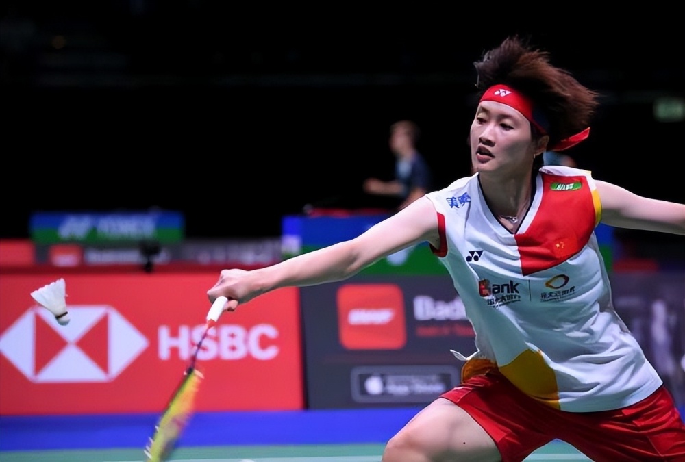 張玉寧激勵球隊斗志，眾志成城，力克對手——一場斗志昂揚的全員奮戰(zhàn)