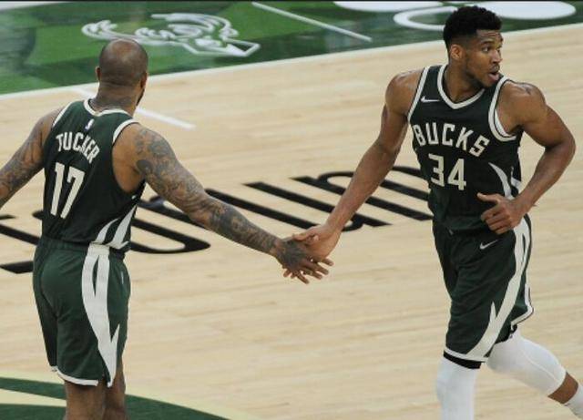 墻哥告別賽場(chǎng)，青春回憶中的沃爾，昔日狀元星的光芒與榮耀