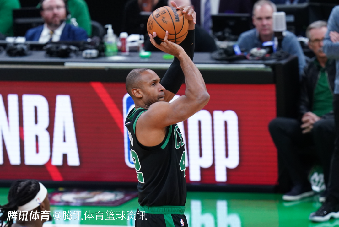 霍福德對決唐斯，攻防轉(zhuǎn)換間的榮耀瞬間