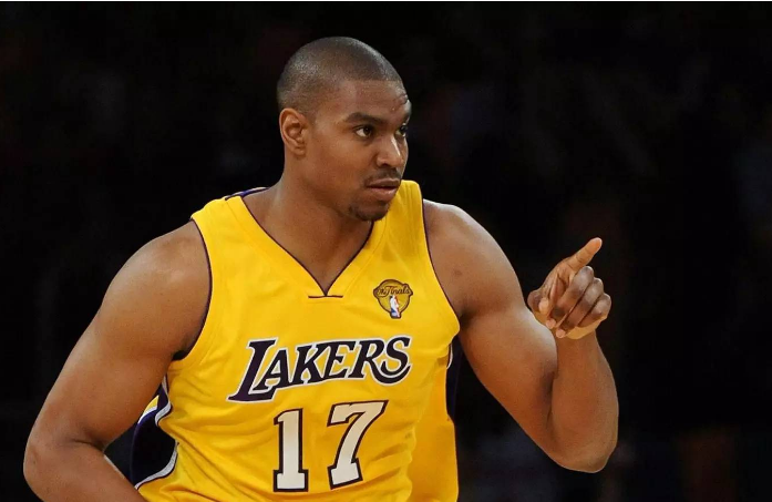 巴多薩退賽引爆NBA命運(yùn)漩渦，水貨三姐妹時(shí)代遺留的椎骨回響