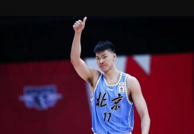 焦泊喬意愿成疑，朱芳雨操盤四方交易，廣東男籃重組雄心壯志