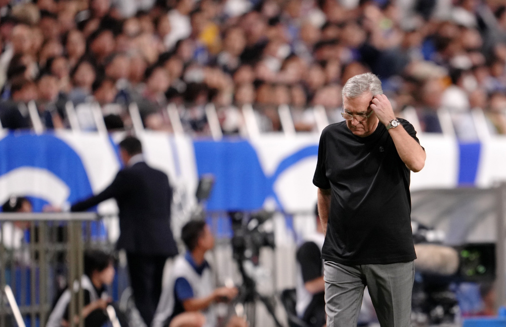 伊萬的執(zhí)教之路，信心依舊難以凝聚