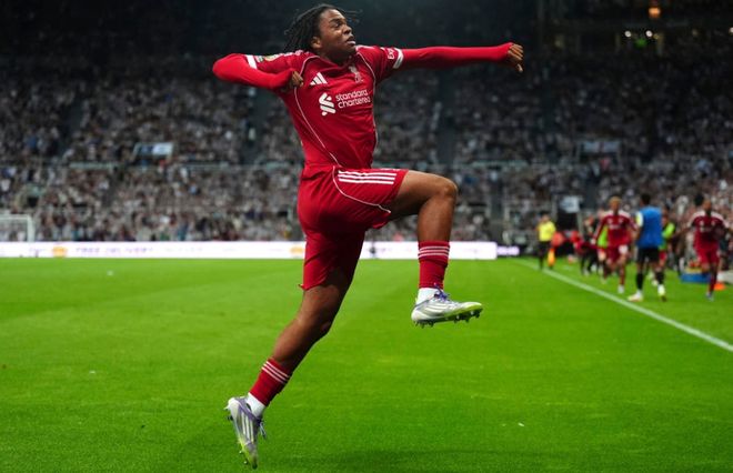 少年英雄！恩古莫哈刷新紀(jì)錄，成為利物浦隊(duì)史最年輕進(jìn)球者