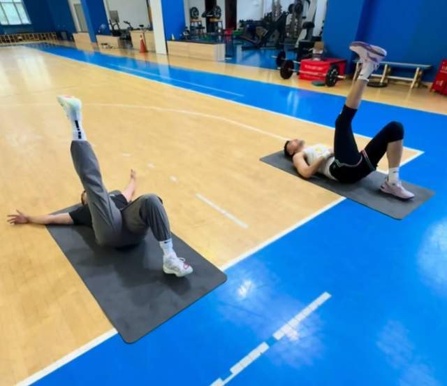 遼寧訓練師曬視頻助力趙繼偉李曉旭恢復訓練，預計下次熱身可回歸賽場