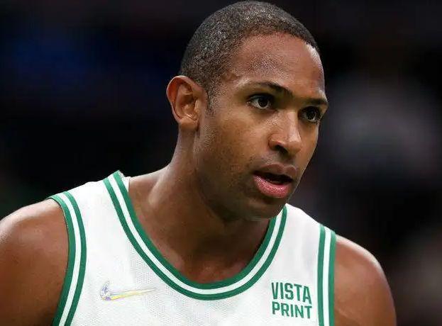 庫(kù)里情商高超，勇士人員不整，我們這樣準(zhǔn)備新賽季