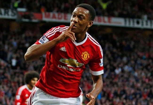 曼聯(lián)不感興趣多納魯馬，位置門將位置非優(yōu)先引援目標(biāo)