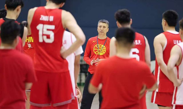 郭士強1月赴美考察發(fā)現王俊杰，新男籃成員投入訓練比賽展現潛力