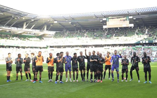 孔帕尼堅(jiān)信拜仁慘痛失利背后的中衛(wèi)策略，高位逼搶并非應(yīng)對(duì)強(qiáng)敵的良方