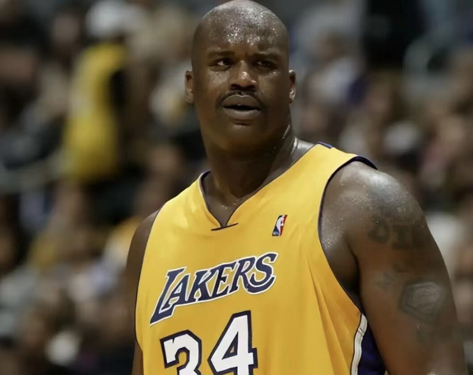 科比領(lǐng)跑，詹姆斯居第四，奧尼爾眼中的NBA頭十年球員排名