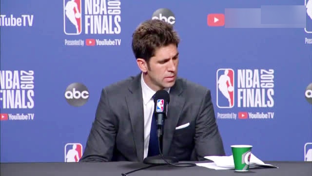 建議，焦泊喬加盟廣東！媒體人曬圖，獨(dú)行勇士攜行李踏上新征程