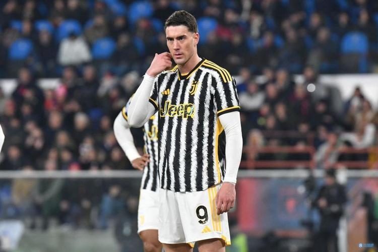 霍伊倫，從機(jī)會(huì)到進(jìn)球，米蘭的信心之光照亮NBA賽場