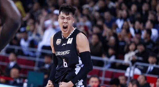 NBA八強(qiáng)戰(zhàn)韓國，郭士強(qiáng)面臨挑戰(zhàn)，棄用余嘉豪，重用一人成關(guān)鍵