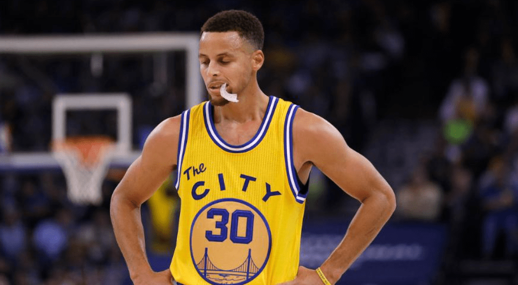 哈迪狀態(tài)火熱，NBA賽場(chǎng)展現(xiàn)全面能力——16中6得21分，引領(lǐng)球隊(duì)新篇章