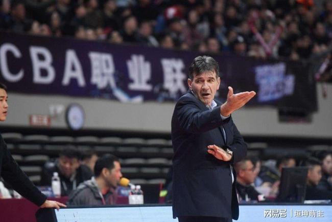 韓國(guó)男籃主帥宣戰(zhàn)中國(guó)男籃，劍指四強(qiáng)，三取勝之匙助力越過長(zhǎng)城