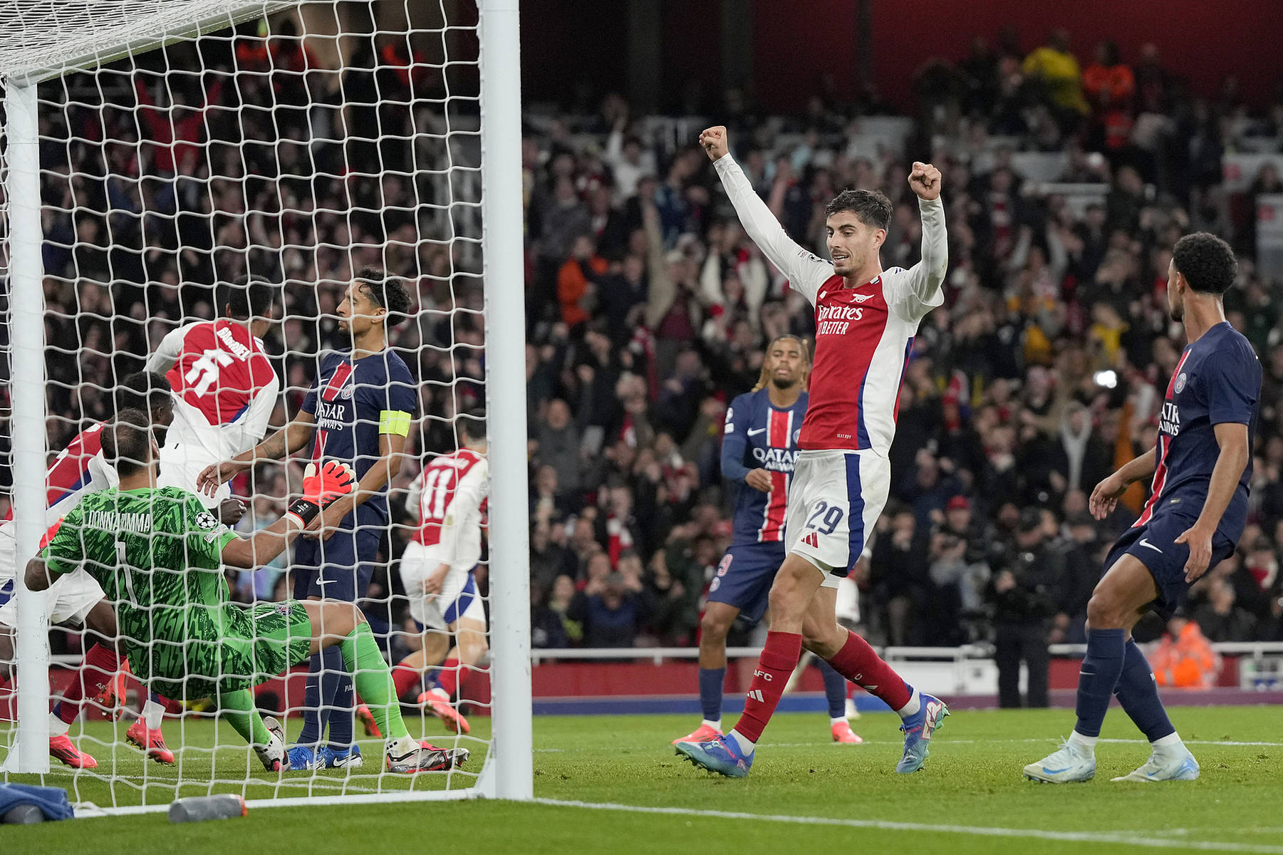 歐冠阿森納兩球零封巴黎，哈弗茨破僵局，將帥失和陰霾籠罩客隊表現(xiàn)