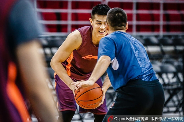 麥穗豐眼中的郭昊文，天賦異稟，球場(chǎng)上的真正戰(zhàn)士