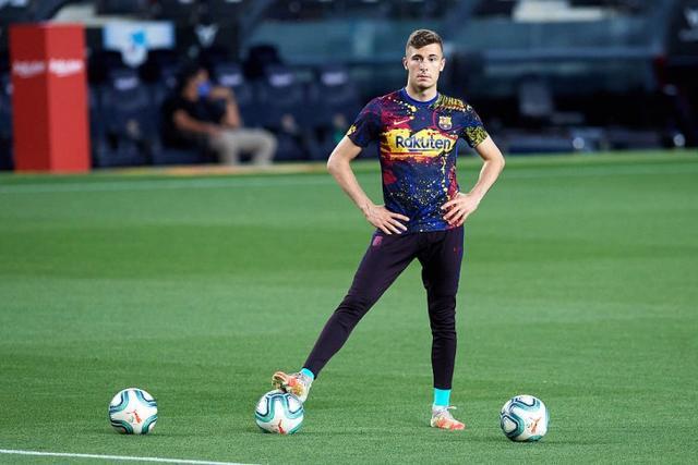 佩尼亞社交媒體盛贊，獻(xiàn)給所有巴薩球迷的神奇勝利之夜