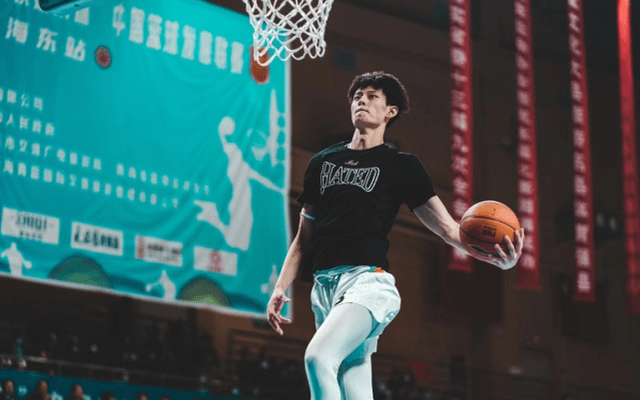 建議，曾凡博結(jié)束三周個人訓(xùn)練和治療，即將與籃網(wǎng)隊會合，NBA流言板熱議