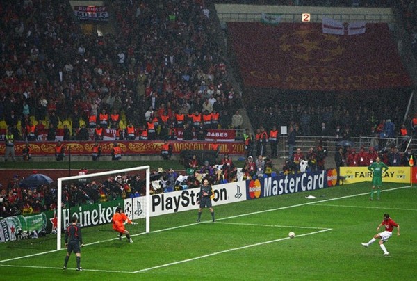 奧維耶多重磅簽約拜利，前曼聯(lián)中衛(wèi)加盟，攜手共筑輝煌直至2027年