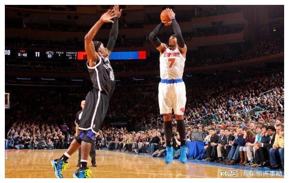 布克跳投引爆NBA熱議，超級(jí)球星的力量與幽默時(shí)刻