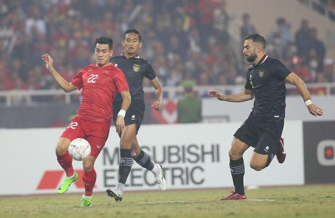 特魯西埃，足球熱情永恒，再掌日本隊(duì)挑戰(zhàn)重重