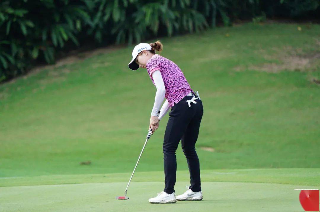 杭州高爾夫球公開賽圓滿落幕，小將周彥含榮膺最佳中國球員獎