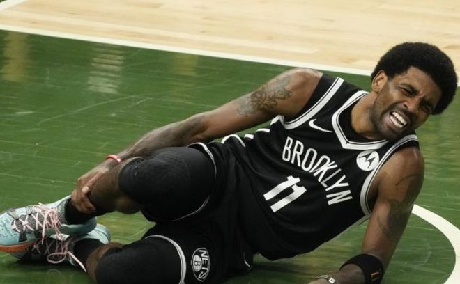 字母哥警告，殘酷的NBA命運(yùn)，若今年不奪冠或?qū)⒃庥鼋灰罪L(fēng)波