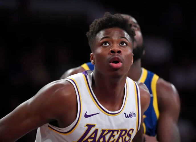 斯潘諾里斯爆料，揚(yáng)尼斯的謙虛與今年的活躍言辭背后