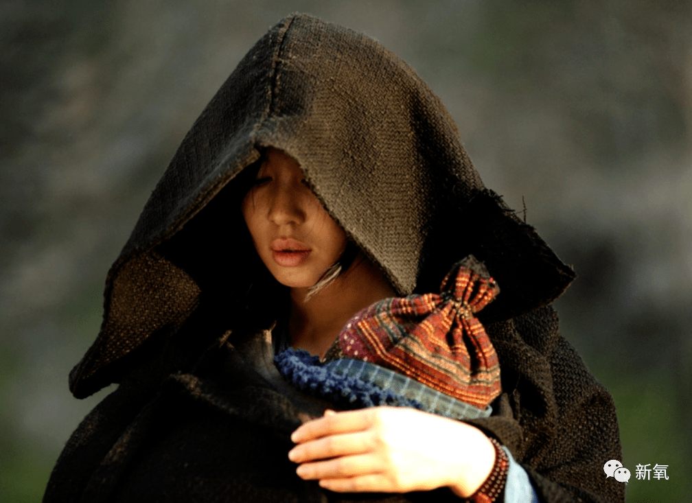 滬上阿姨回應(yīng)子宮造型玩偶，尊重女性，傳遞關(guān)愛，我們一直在努力