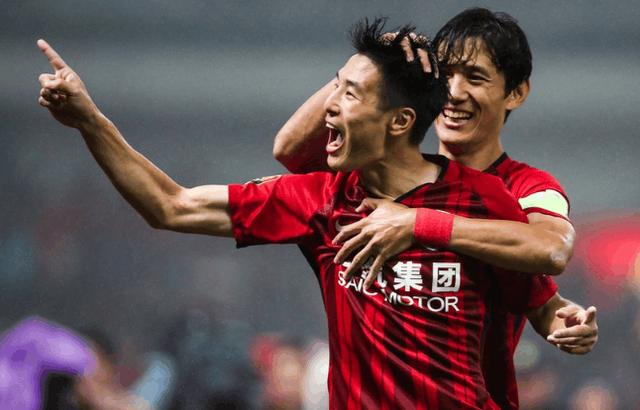 劉易斯堅定表態(tài)，一心為曼城效力，共鑄未來榮光