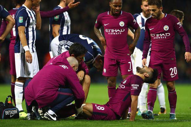 劉易斯堅(jiān)定表態(tài)，一心為曼城效力，共鑄未來(lái)榮光