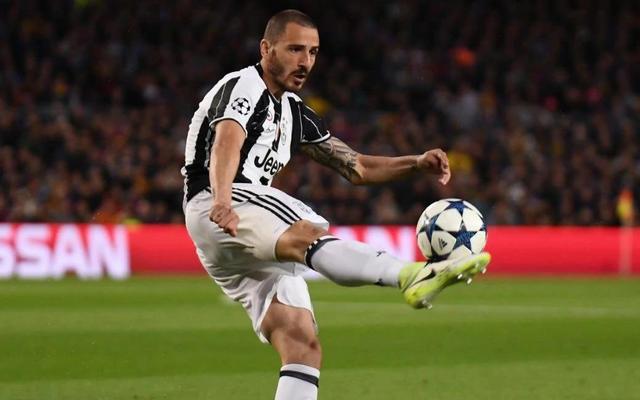 劉易斯堅(jiān)定表態(tài)，一心為曼城效力，共鑄未來(lái)榮光