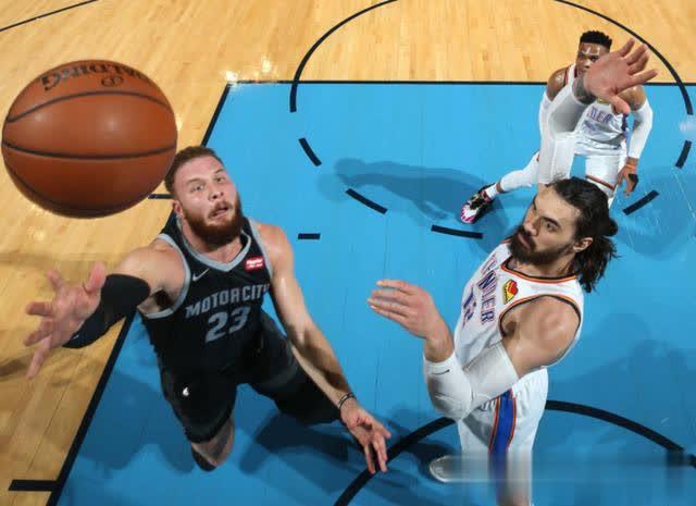 米勒外線神準(zhǔn)，20中10獨(dú)攬26分5籃板，再現(xiàn)經(jīng)典三分球風(fēng)采