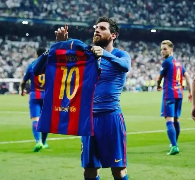 建議，切爾西放棄追逐巴薩中場費(fèi)爾明，報(bào)價(jià)遭拒折射轉(zhuǎn)會市場現(xiàn)實(shí)