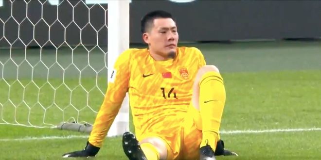 建議，王大雷反思輸球，門(mén)將視角下的責(zé)任與后防線(xiàn)的挑戰(zhàn)