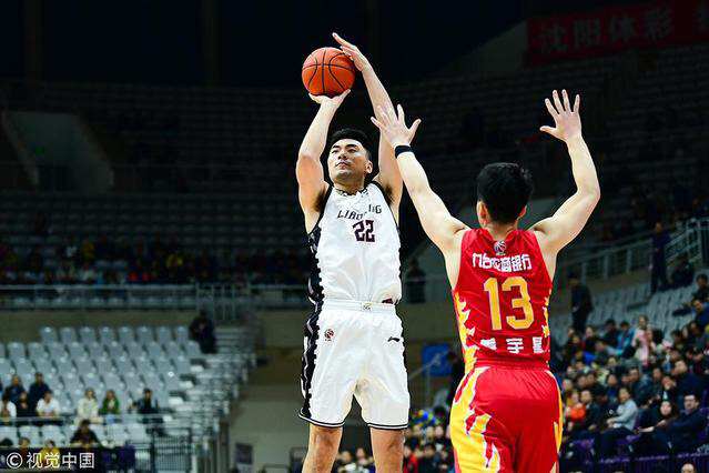 韓德君退役，李曉旭開(kāi)啟新篇章，遼籃傳奇的輝煌歷程與未來(lái)教練生涯展望