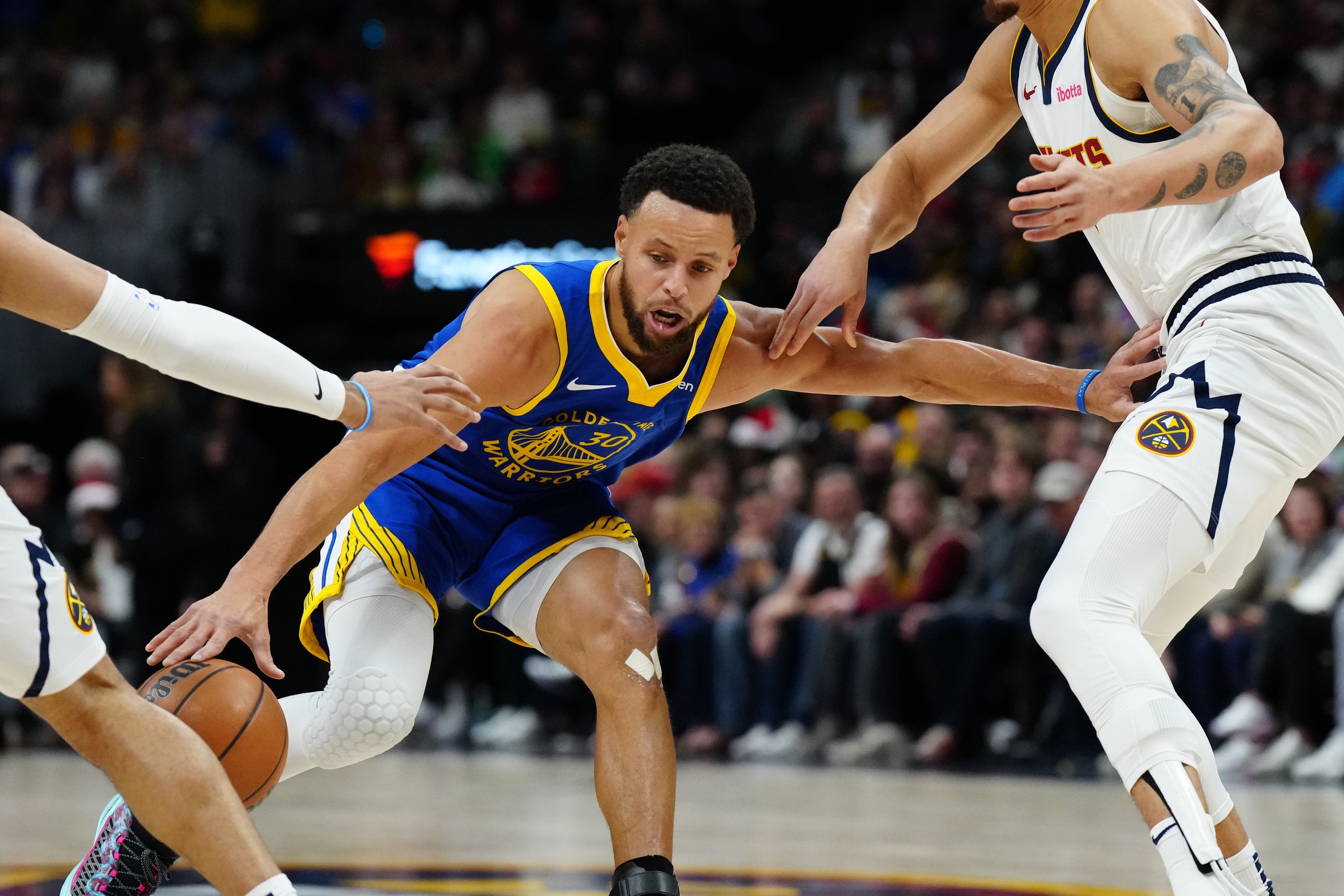 勇士自媒體獨(dú)家揭秘，庫(kù)里訓(xùn)練營(yíng)背后的冠軍永不止步精神