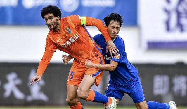 唐田與崔導(dǎo)的籃球智慧，決策與執(zhí)行的藝術(shù)，泰山隊(duì)五后衛(wèi)戰(zhàn)術(shù)的寬度戰(zhàn)略