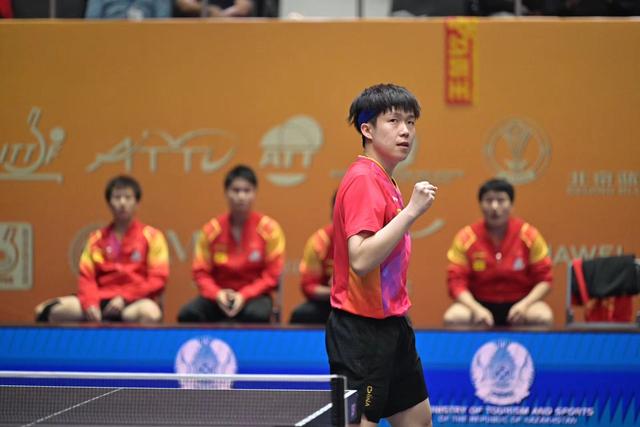 中國男乒告急！林詩棟獨苗進16強，樊振東回歸扛大旗？