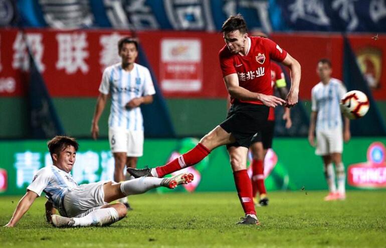 絕境中的超凡表現(xiàn)，于漢超超神時(shí)刻再現(xiàn)，為申花帶來(lái)生機(jī)