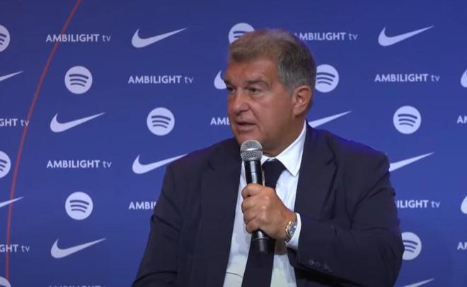 弗里克表態(tài)，巴薩今夏不再引援中后衛(wèi)，四將已足夠應(yīng)對(duì)挑戰(zhàn)