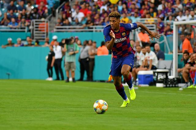 迪馬濟奧爆料，帕爾馬重新求購多特蒙德球員雷納，門興亦加入爭奪戰(zhàn)